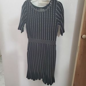 BLACK & WHITE SWEATER DRESS